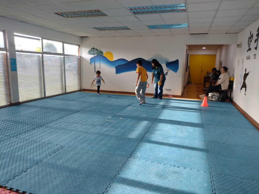 Fundación Conóceme realiza Talleres de Habilidades a través de Campo Clínico UCT. 4 WhatsApp Image 2023 05 04 at 12.38.10